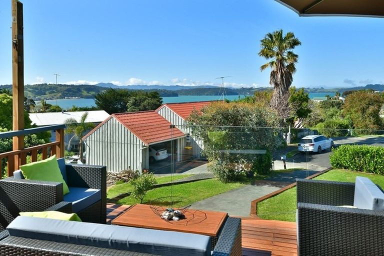 Photo of property in 1 Inca Place, Snells Beach, 0920