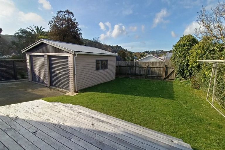 Photo of property in 10 Chamberlain Road, Karori, Wellington, 6012