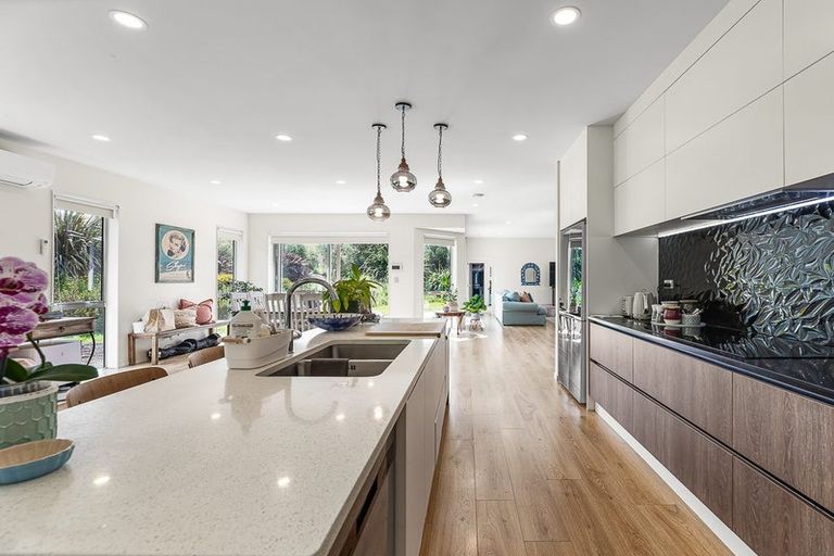 Photo of property in 15 Mcintosh Drive, Pokeno, 2471