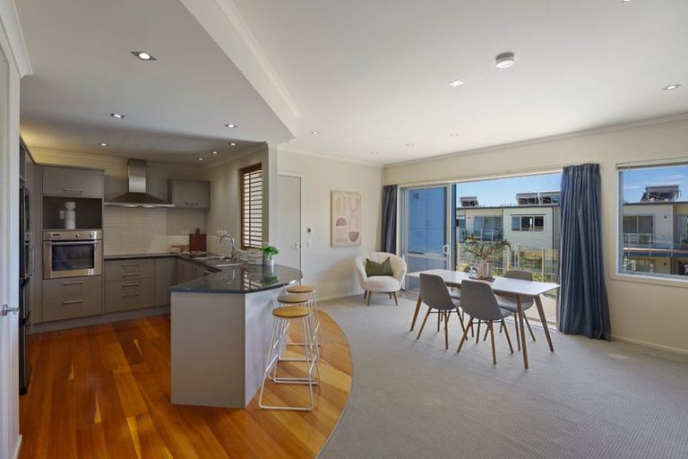 Photo of property in 27/4u Seaview Road, Paraparaumu Beach, Paraparaumu, 5032