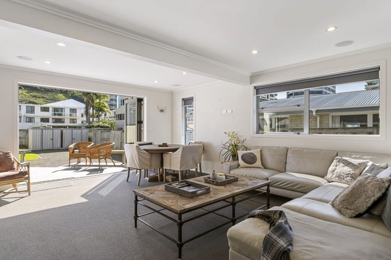 Photo of property in 4/5 Leinster Avenue, Mount Maunganui, 3116