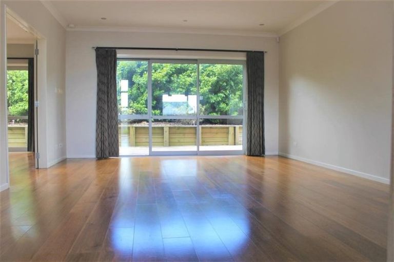 Photo of property in 831a Chapel Road, Shamrock Park, Auckland, 2016