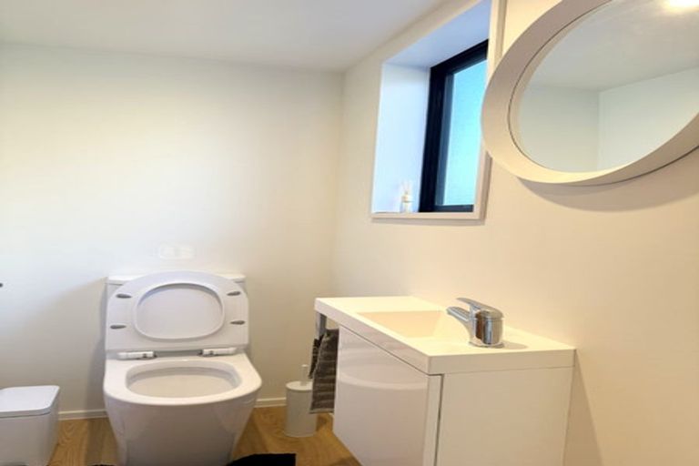 Photo of property in 1/251 Memorial Avenue, Burnside, Christchurch, 8053