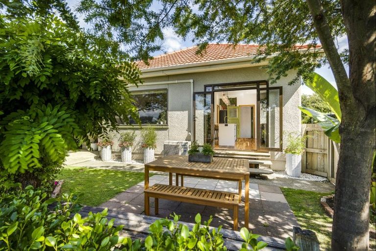 Photo of property in 5 Flanders Avenue, Onekawa, Napier, 4110