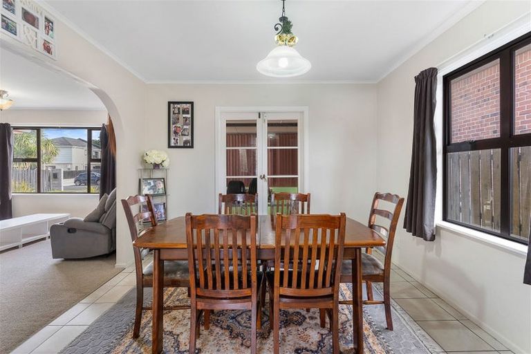 Photo of property in 58 Thompson Terrace, Manurewa, Auckland, 2102
