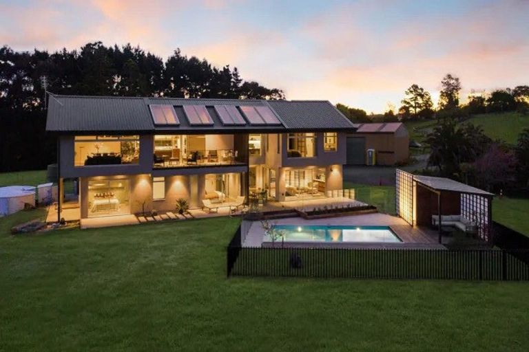 Photo of property in 157 Puke Road, Kumeu, 0891