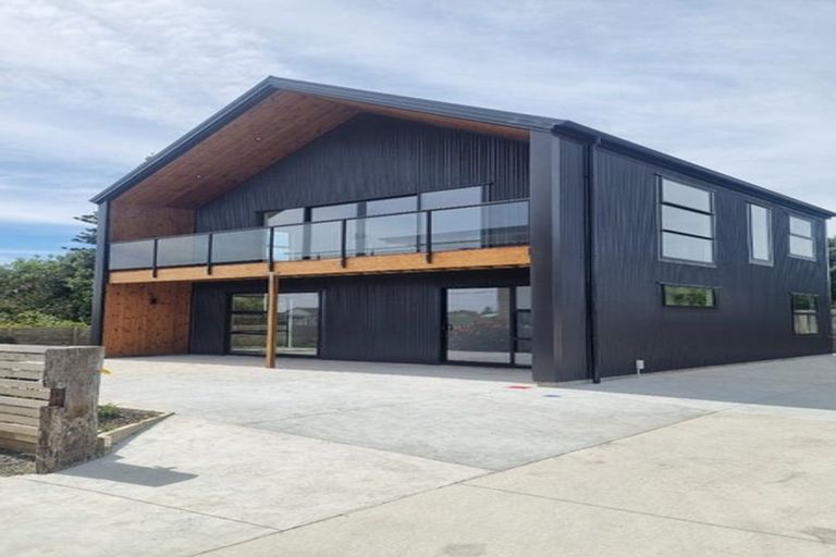 Photo of property in 40b Egmont Street, Castlecliff, Whanganui, 4501