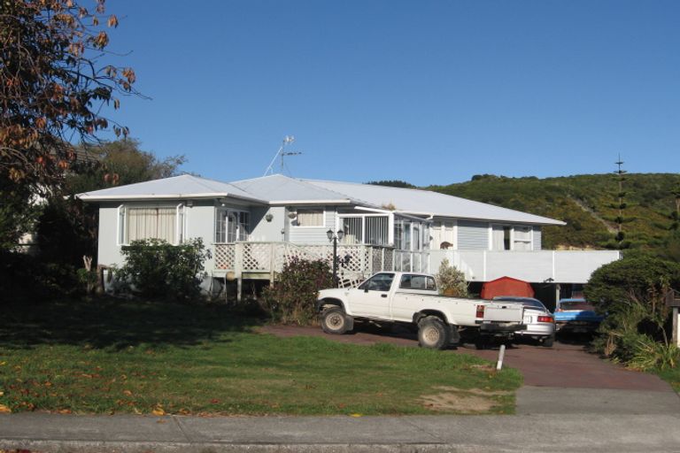 Photo of property in 23 Riwai Street, Paraparaumu, 5032