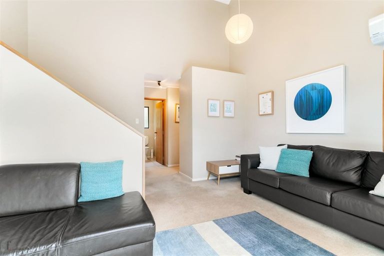 Photo of property in 24 Rimu Road, Oratia, Auckland, 0604