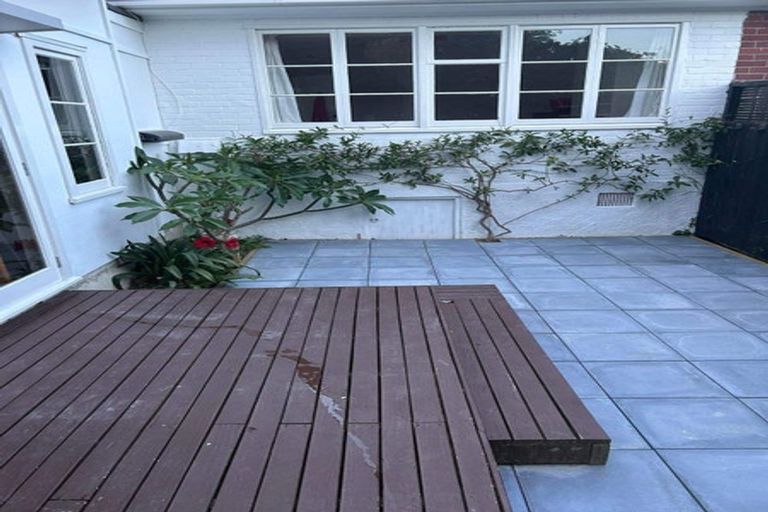 Photo of property in 89 Walmer Road, Point Chevalier, Auckland, 1022