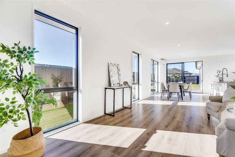 Photo of property in 17 Edie Street, Wigram, Christchurch, 8042