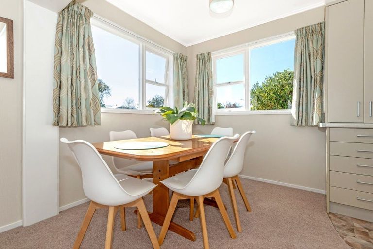 Photo of property in 69 Iranui Road, Inner Kaiti, Gisborne, 4010