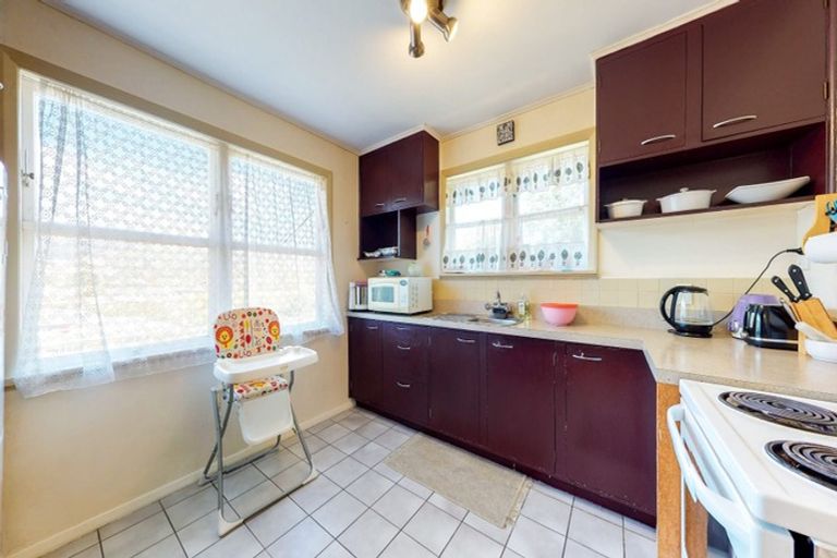 Photo of property in 317 Main Road, Tawa, Wellington, 5028