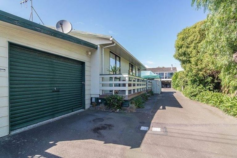 Photo of property in 10a Poplar Avenue, Raumati South, Paraparaumu, 5032