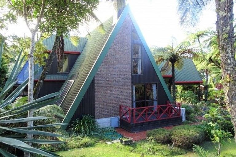 Photo of property in 8 Leith Crescent, Greymouth, 7805