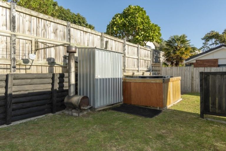 Photo of property in 101 Meander Drive, Welcome Bay, Tauranga, 3112