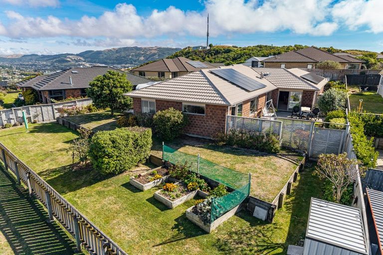 Photo of property in 25 Kahurangi Heights, Aotea, Porirua, 5024