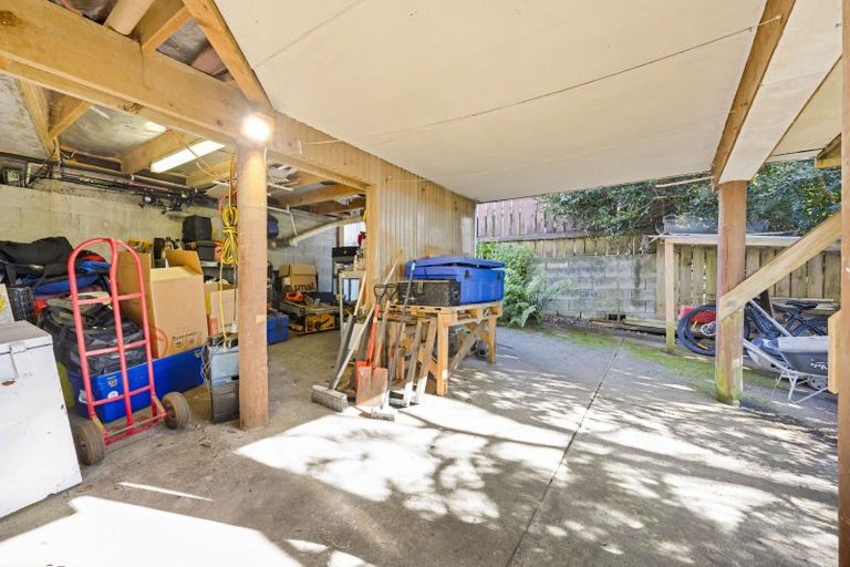 Photo of property in 27a Montana Place, Merrilands, New Plymouth, 4312