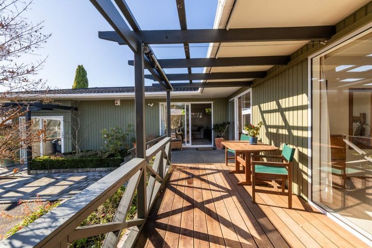 Photo of property in 9 James Cook Street, Havelock North, 4130