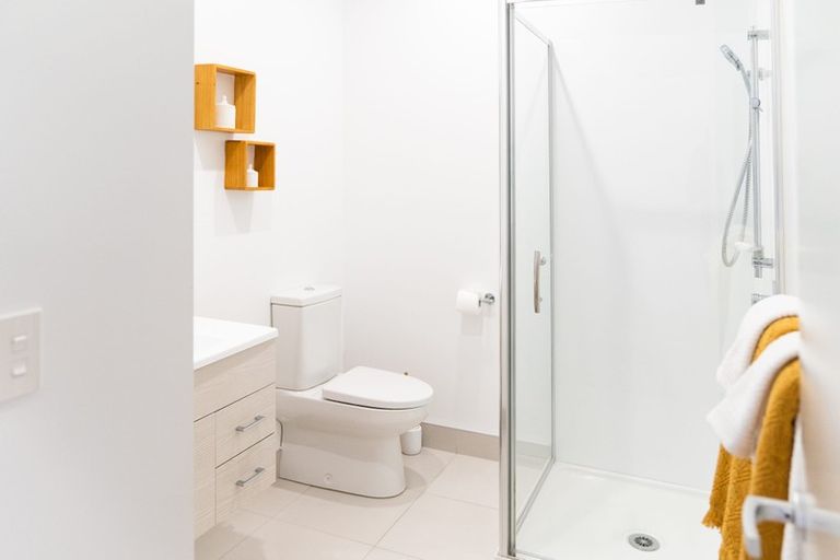 Photo of property in 211 Hobsonville Road, Hobsonville, Auckland, 0618