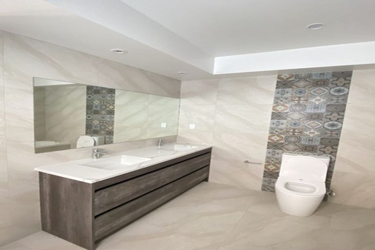 Photo of property in 21 Vazey Way, Hobsonville, Auckland, 0618