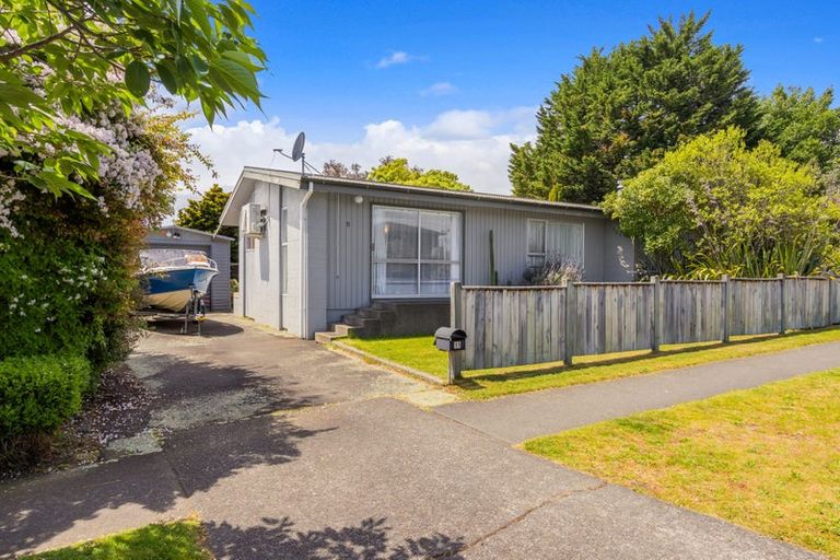 Photo of property in 11 Rainbow Drive, Rainbow Point, Taupo, 3330