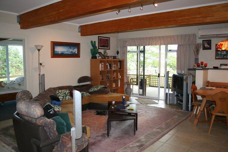 Photo of property in 337e Clarks Beach Road, Clarks Beach, Pukekohe, 2679