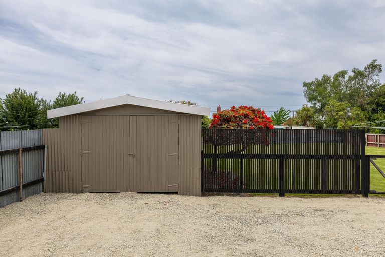 Photo of property in 51 Rhodes Street, Waimate, 7924