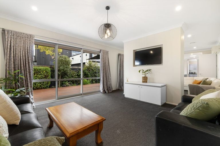 Photo of property in 18 Kenwyn Avenue, St Albans, Christchurch, 8052