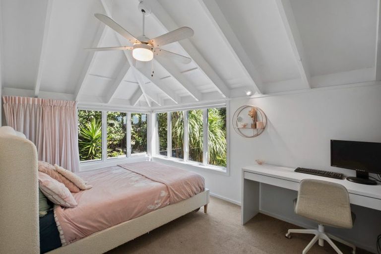 Photo of property in 40 Youngs Road, Papakura, 2110