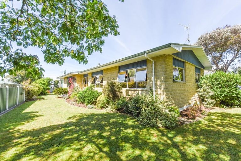 Photo of property in 48 Waimea West Road, Brightwater, 7022