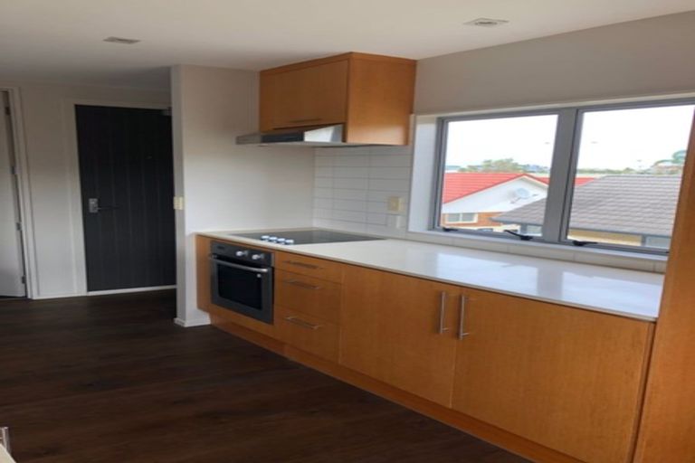 Photo of property in 304/252 Centreway Road, Orewa, 0931