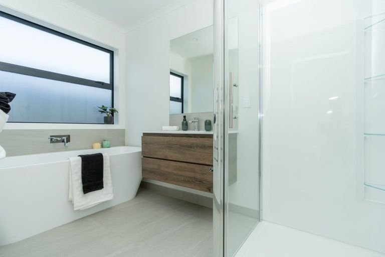 Photo of property in 23 Taahunui Rise, Peacocke, Hamilton, 3206