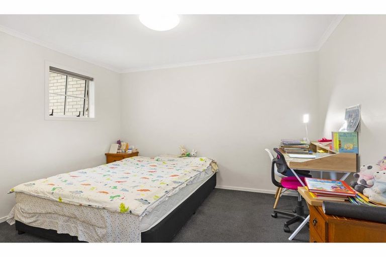 Photo of property in 11 Chiefs Court, Hamilton East, Hamilton, 3216