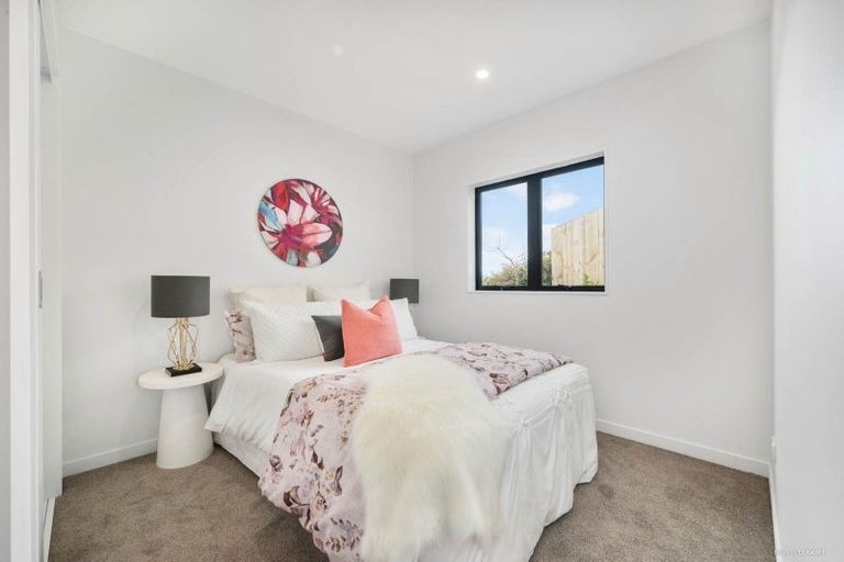 Photo of property in 48c Awaruku Road, Torbay, Auckland, 0630