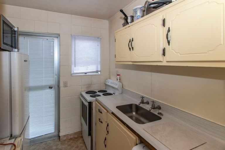Photo of property in Marewa Lodge Apartments, 14/44 Taradale Road, Marewa, Napier, 4110