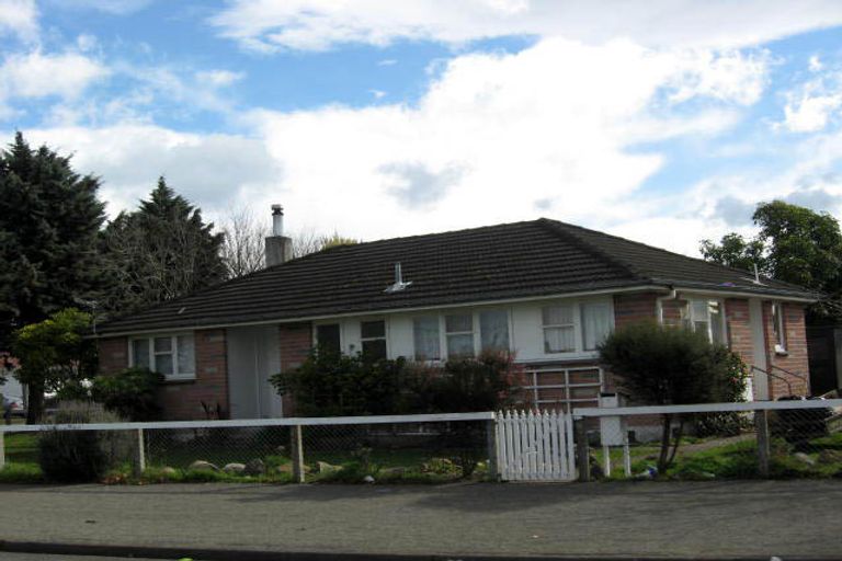 Photo of property in 1 River Road, Masterton, 5810