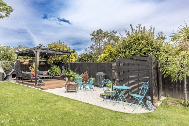 Photo of property in 3 Limbrick Street, Waipawa, 4210