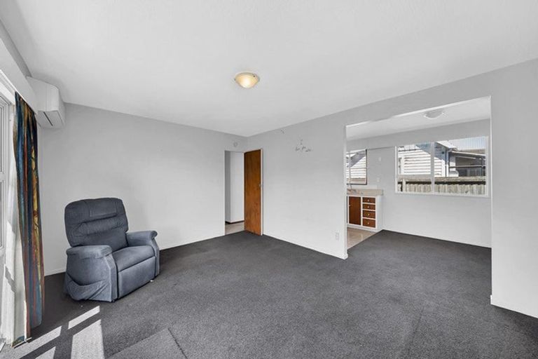 Photo of property in 1/35 Estuary Road, New Brighton, Christchurch, 8061