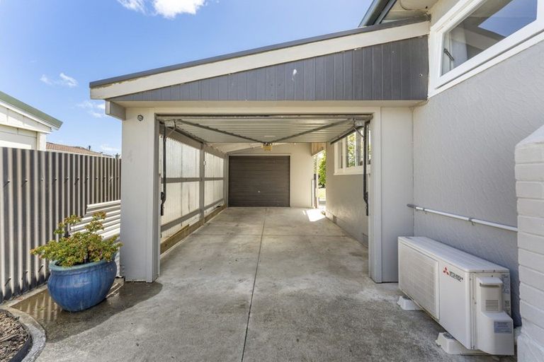 Photo of property in 3 Aberdeen Avenue, Takaro, Palmerston North, 4412