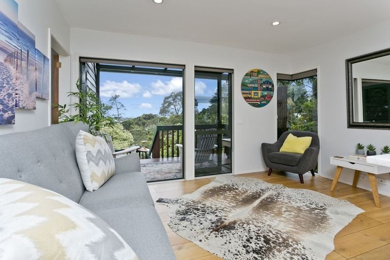 Photo of property in 30 Speedy Crescent, Hillcrest, Auckland, 0627