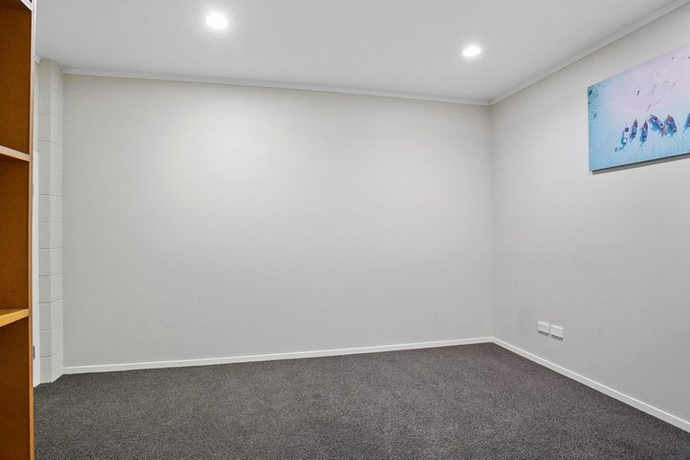 Photo of property in 2 Knox Place, Leamington, Cambridge, 3432