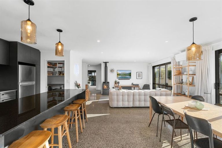 Photo of property in 25 Katrine Drive, Marshland, Christchurch, 8083