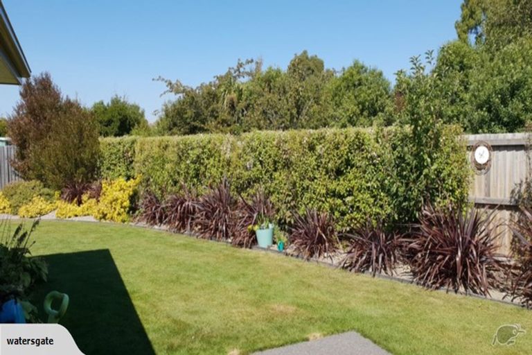 Photo of property in 5 Perrin Place, Darfield, 7510