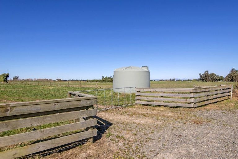 Photo of property in 102 Stoke School Road, Cust, Rangiora, 7471