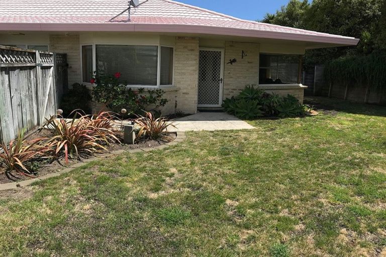 Photo of property in 30b Sunburst Court, Paraparaumu Beach, Paraparaumu, 5032