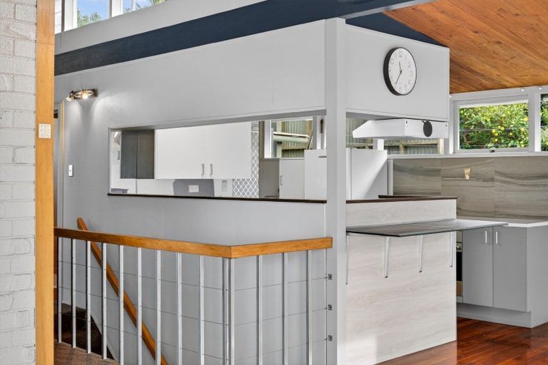 Photo of property in 17 Spencer Road, Hospital Hill, Napier, 4110