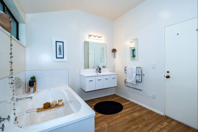 Photo of property in 43 Ribbonwood Road, Geraldine Downs, Geraldine, 7991