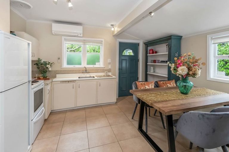 Photo of property in 3/230 Bucklands Beach Road, Bucklands Beach, Auckland, 2012