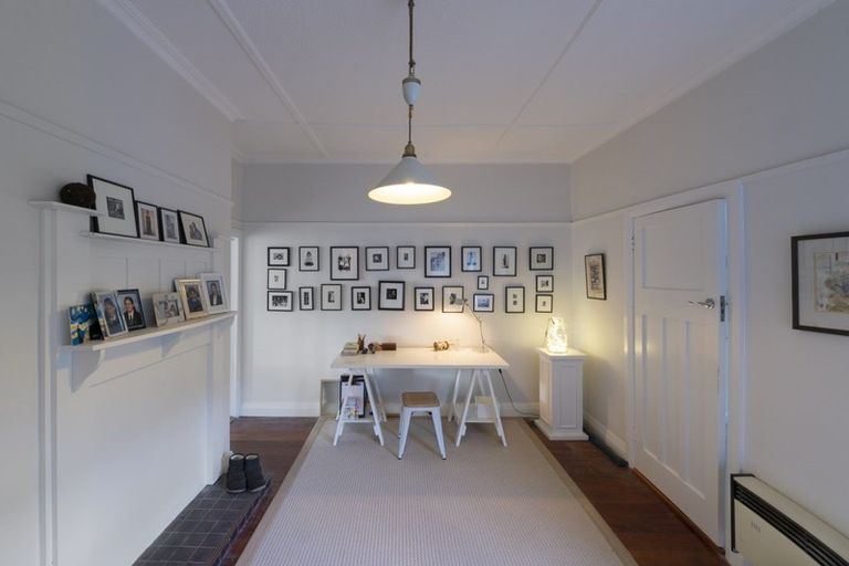 Photo of property in 18 Mcfarlane Street, Mount Victoria, Wellington, 6011